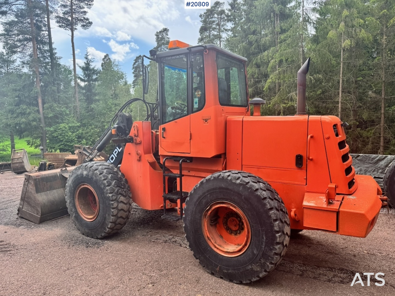 Fiat Hitachi W130PL - Wheel loader: picture 3 Fiat Hitachi W130PL - Wheel loader: picture 3
