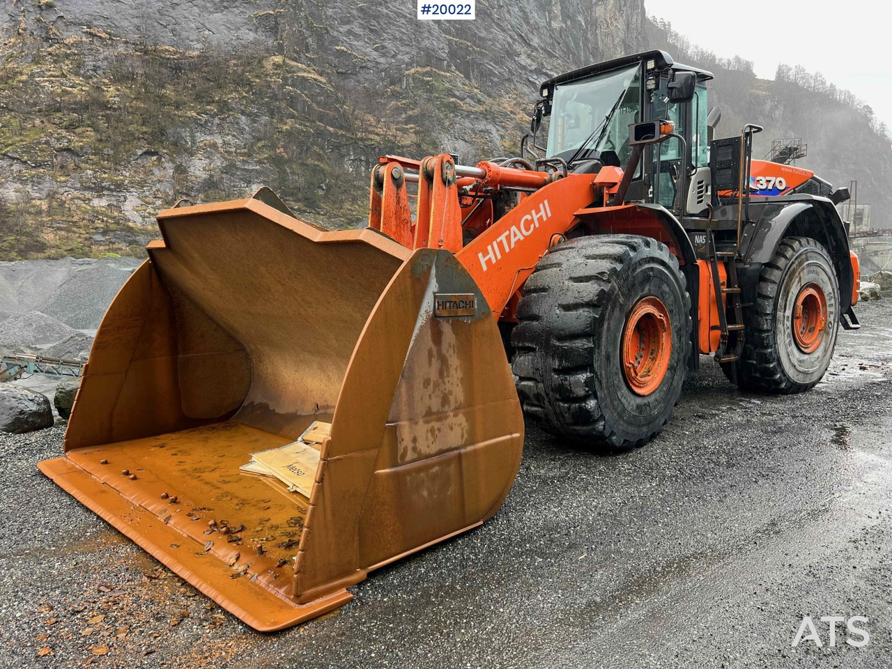 Hitachi zw370-6 - Wheel loader: picture 1 Hitachi zw370-6 - Wheel loader: picture 1