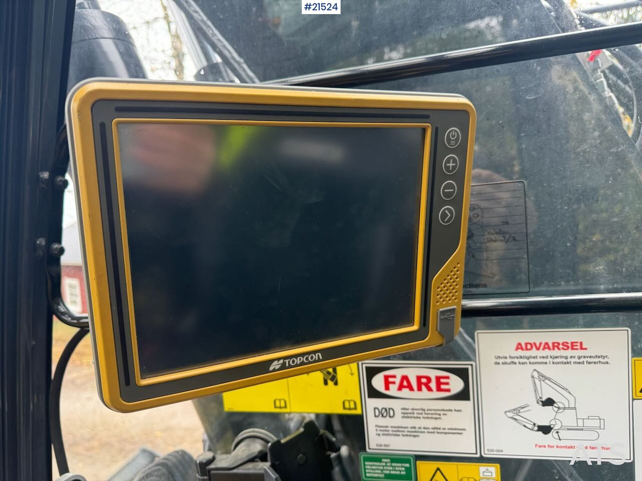 Crawler excavator Kobelco SK140SRLC: picture 39