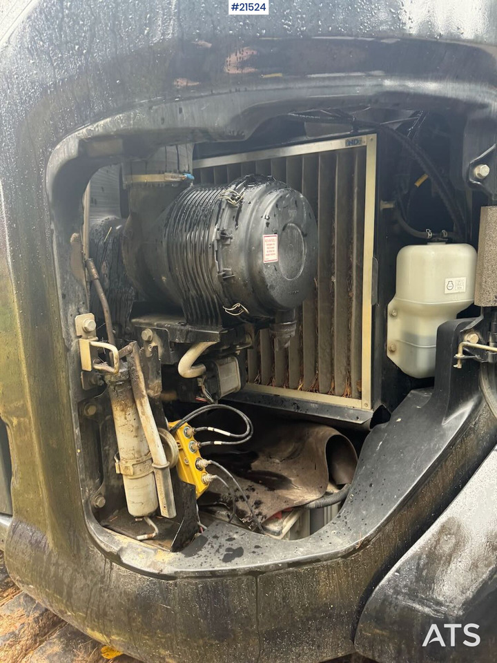 Crawler excavator Kobelco SK140SRLC: picture 26