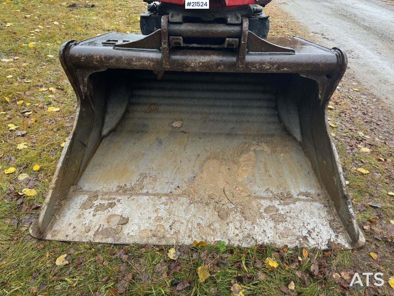 Crawler excavator Kobelco SK140SRLC: picture 17