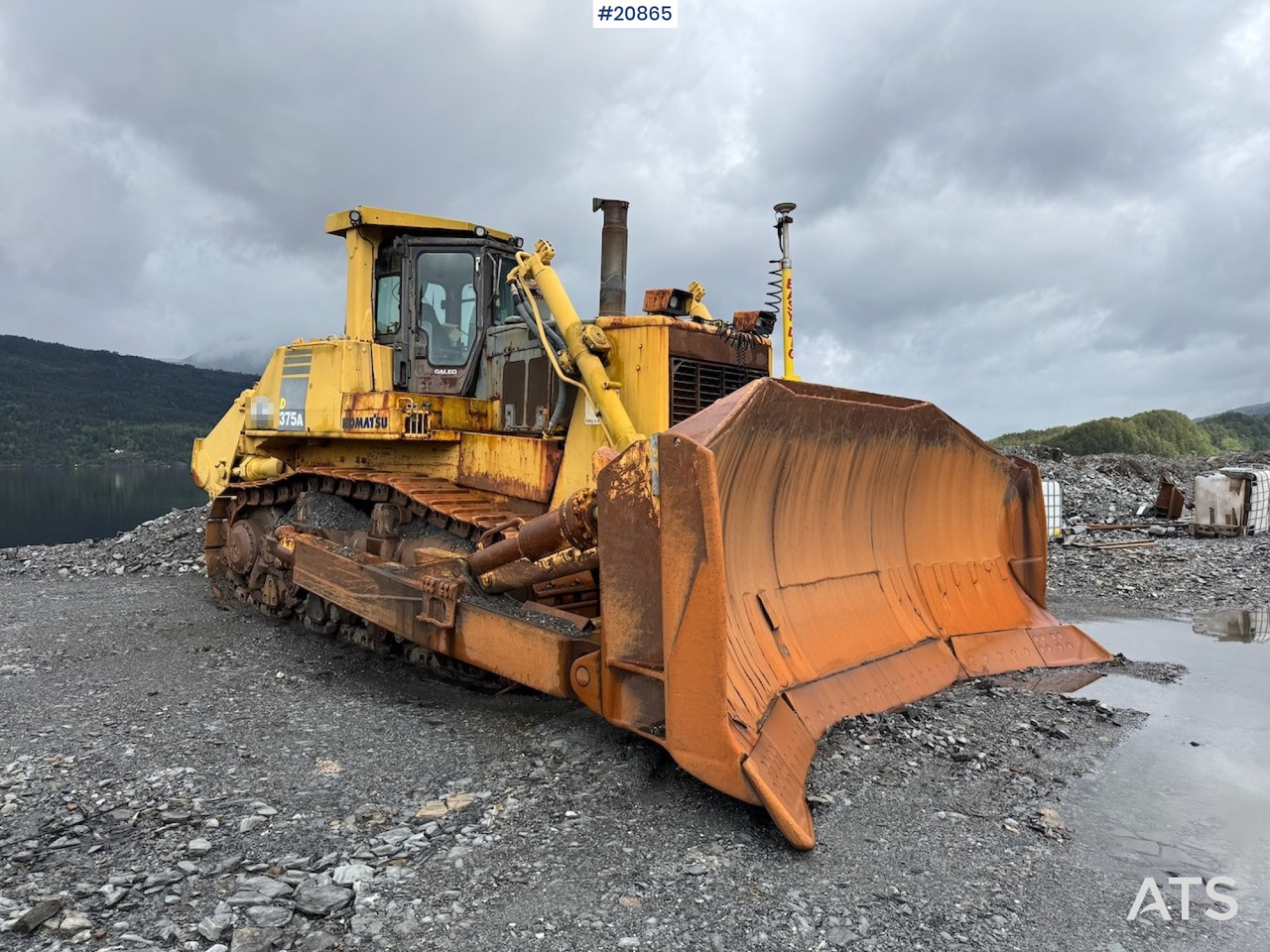 Komatsu D 375 A - Bulldozer: picture 2 Komatsu D 375 A - Bulldozer: picture 2