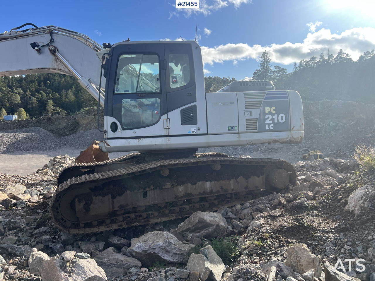Komatsu PC210LC-8 - Crawler excavator: picture 2 Komatsu PC210LC-8 - Crawler excavator: picture 2