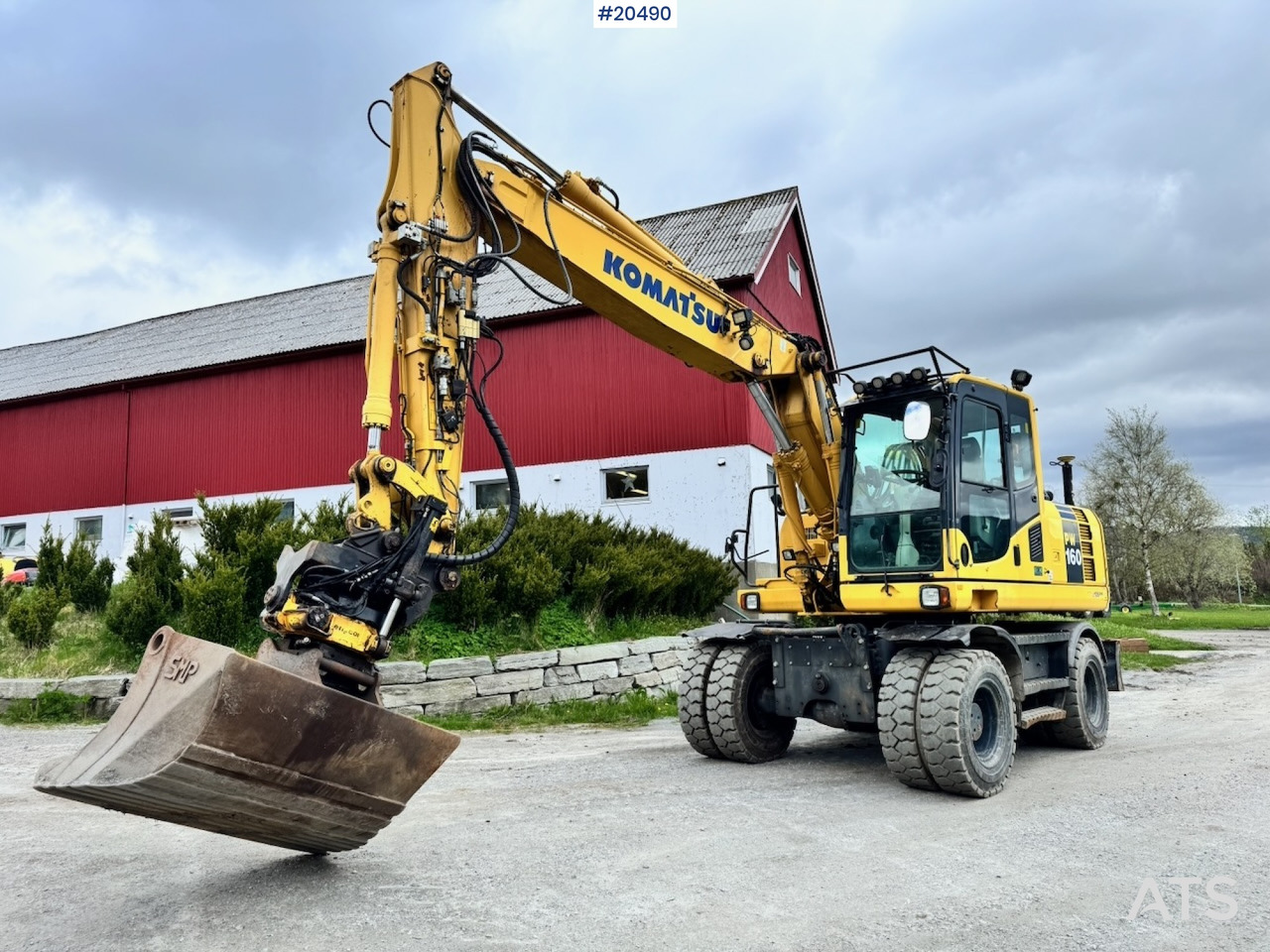 Komatsu PW160-8 - Wheel loader: picture 1 Komatsu PW160-8 - Wheel loader: picture 1