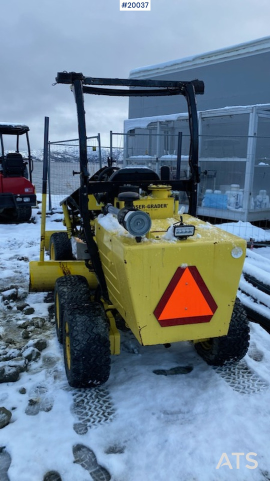 Laser Grader 106 - Grader: picture 3 Laser Grader 106 - Grader: picture 3