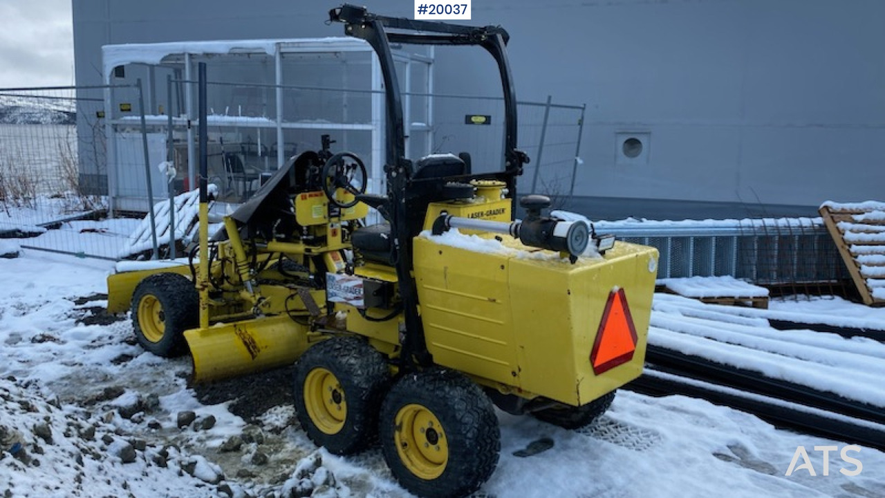 Laser Grader 106 - Grader: picture 2 Laser Grader 106 - Grader: picture 2