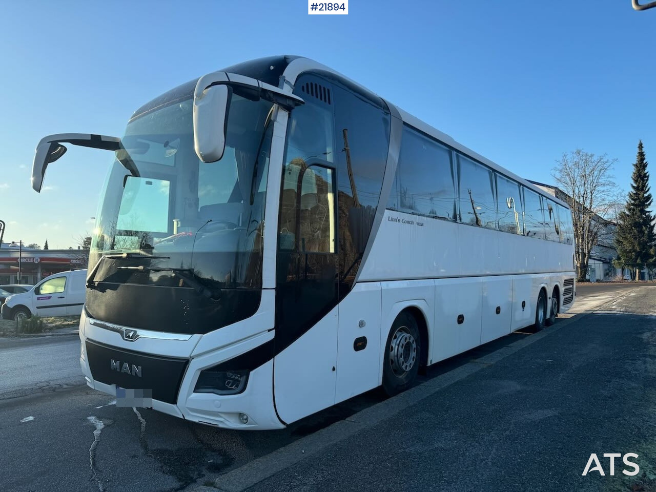 MAN Lion´s Coach 6x2 Turbuss. 63 seter. SE VIDEO - Coach: picture 1 MAN Lion´s Coach 6x2 Turbuss. 63 seter. SE VIDEO - Coach: picture 1