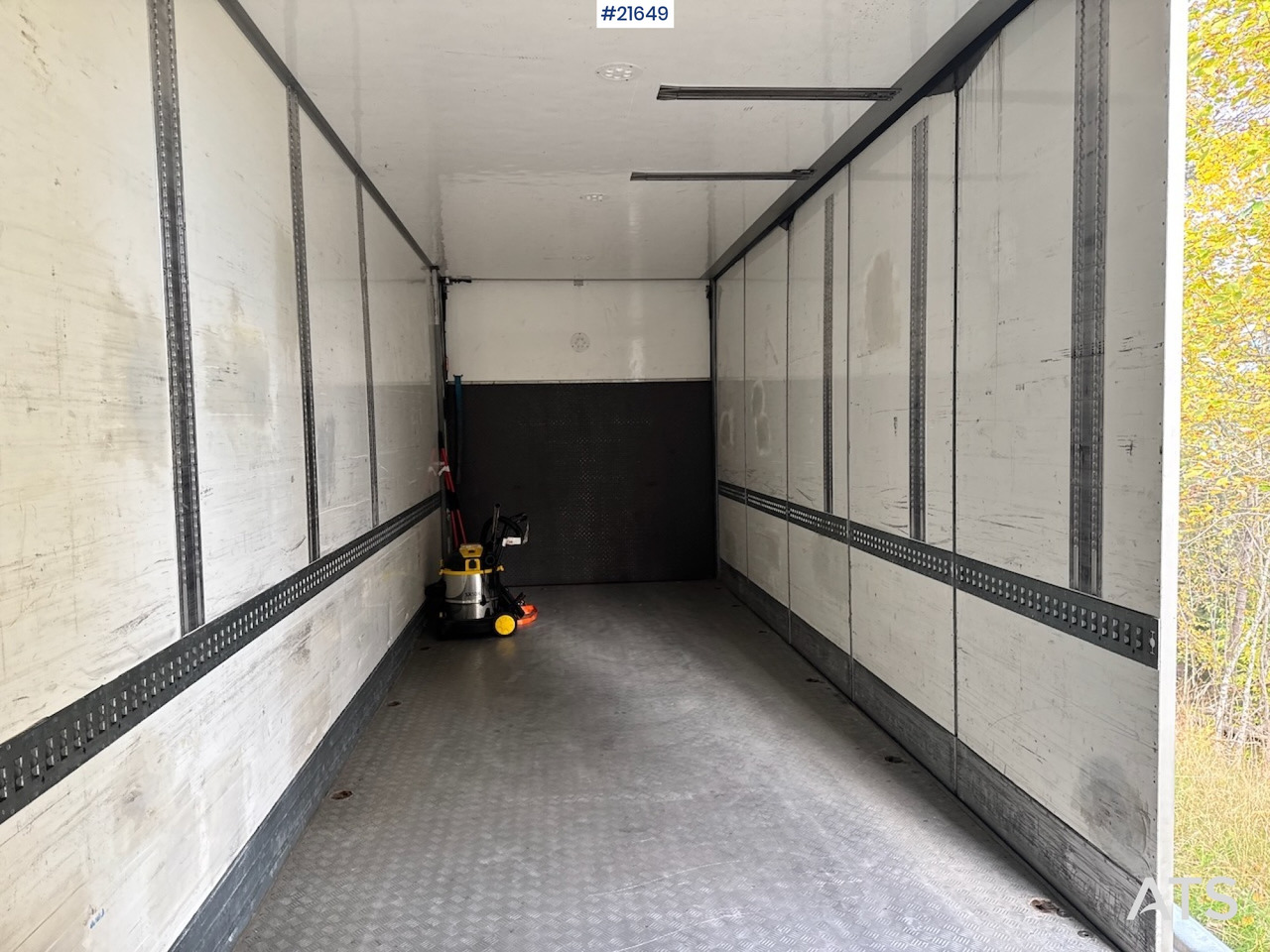 Box truck MAN MAN TGS 35.480 8x2 Skapbil m/ Full sideåpning.: picture 32 Box truck MAN MAN TGS 35.480 8x2 Skapbil m/ Full sideåpning.: picture 32