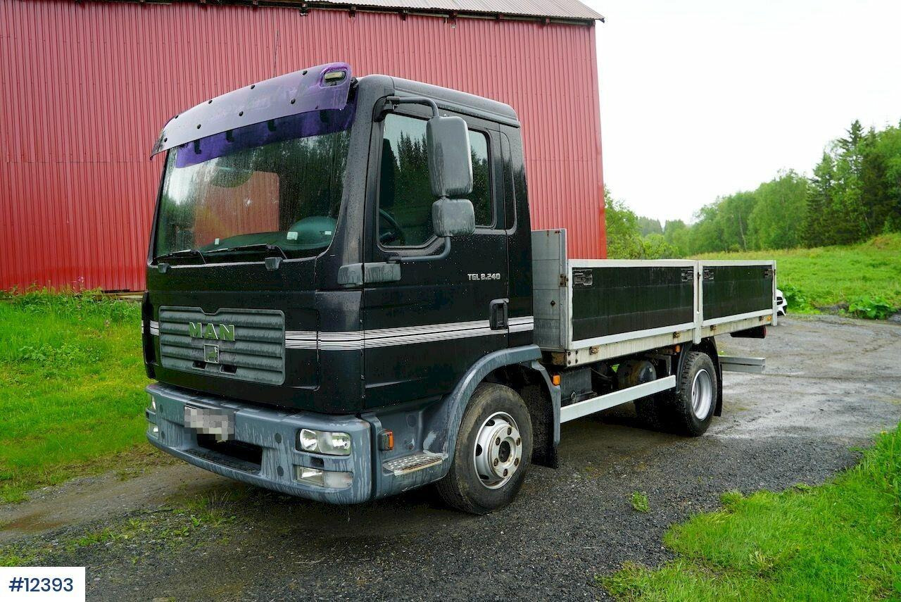 MAN TGL 8.240 - Dropside/ Flatbed truck: picture 1 MAN TGL 8.240 - Dropside/ Flatbed truck: picture 1