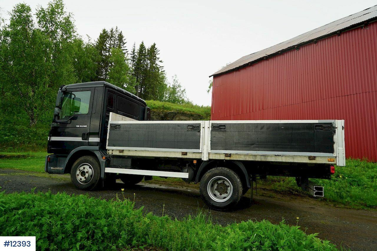 MAN TGL 8.240 - Dropside/ Flatbed truck: picture 3 MAN TGL 8.240 - Dropside/ Flatbed truck: picture 3