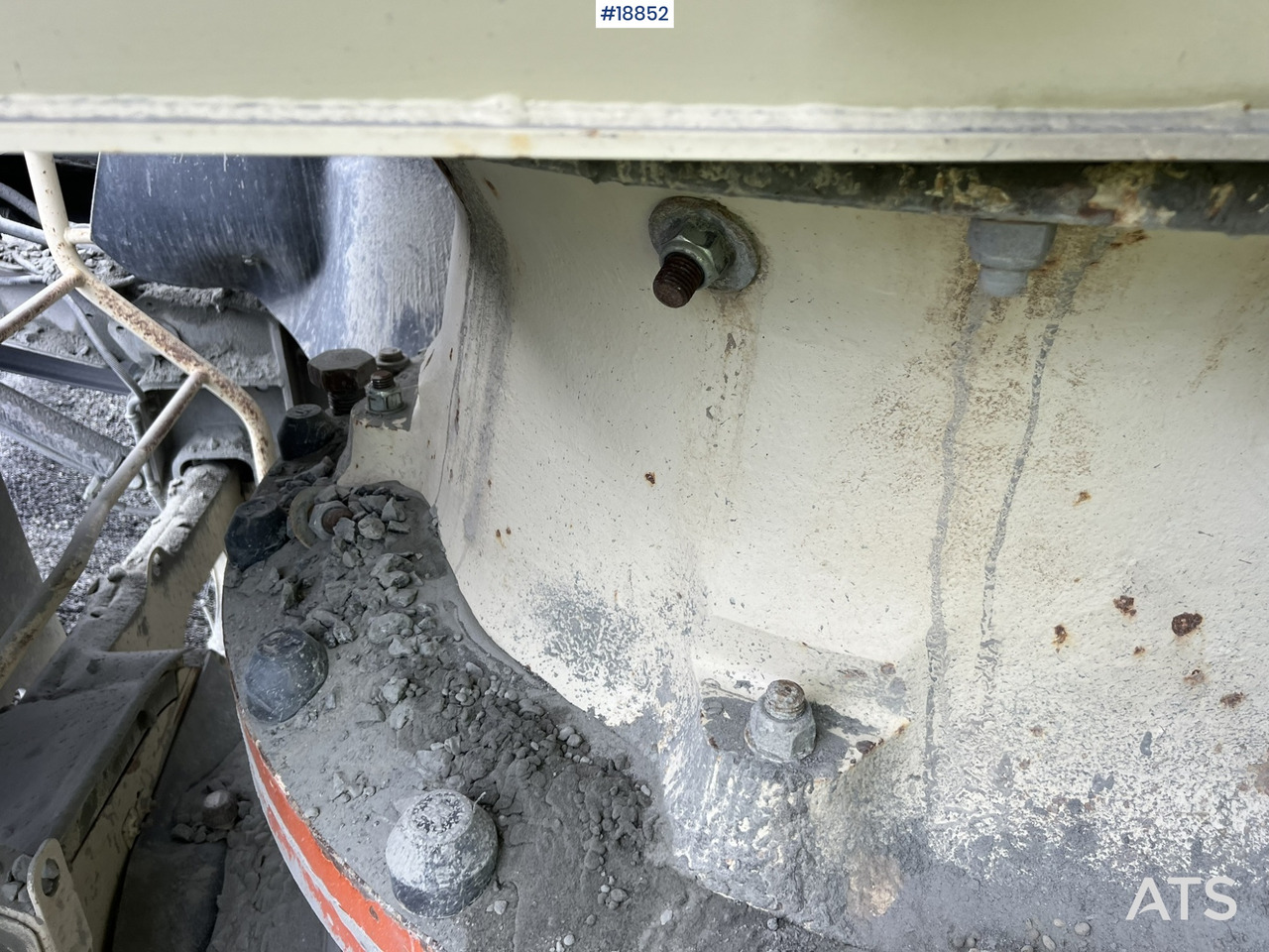 Mobile crusher Metso Lokotrack LT220D Finknuser m/ sikt, matekasse og transportbånd: picture 27