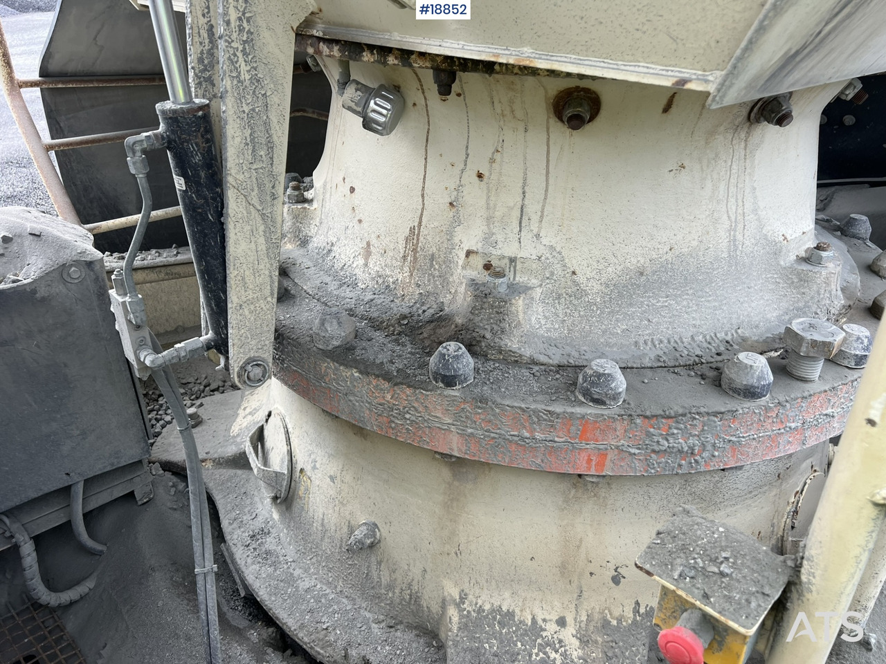 Mobile crusher Metso Lokotrack LT220D Finknuser m/ sikt, matekasse og transportbånd: picture 26