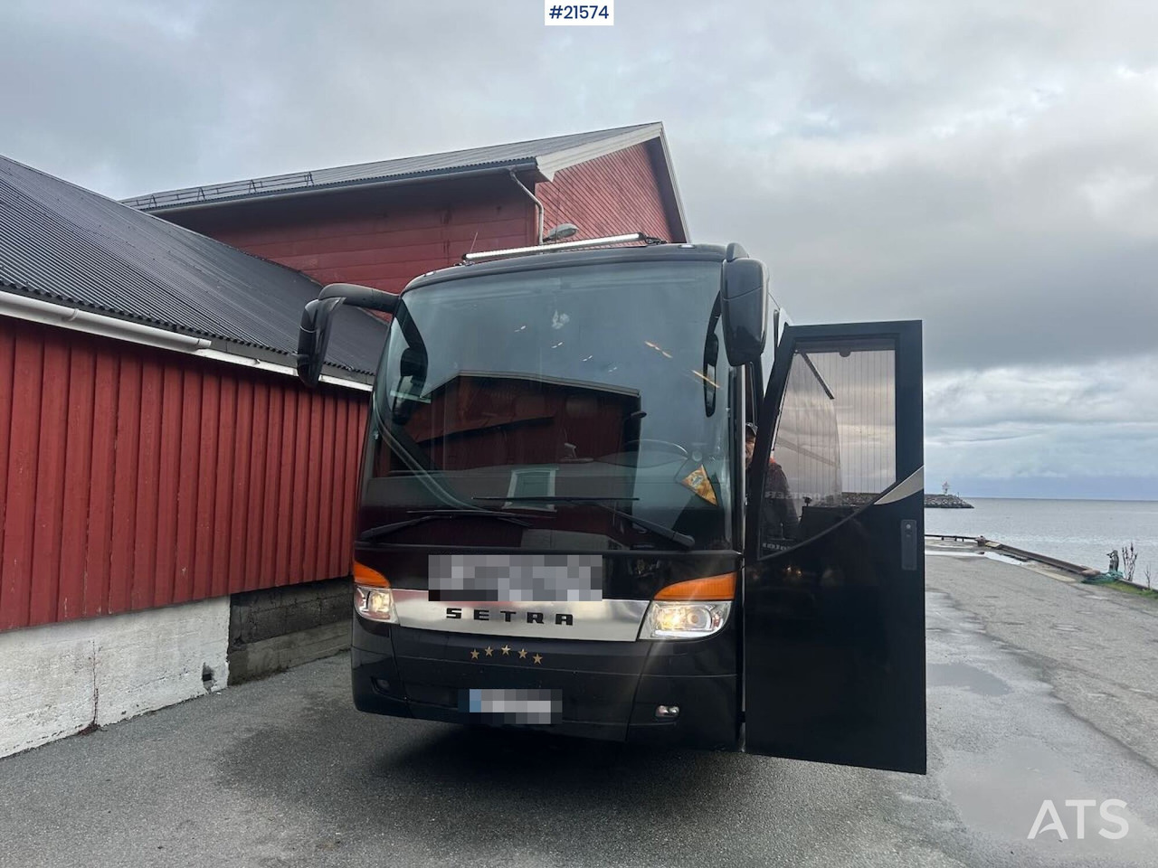 Setra S411 turbuss m/ 29+2+1 seter og vinterdekk. Lav km stand! - Other machinery: picture 1 Setra S411 turbuss m/ 29+2+1 seter og vinterdekk. Lav km stand! - Other machinery: picture 1