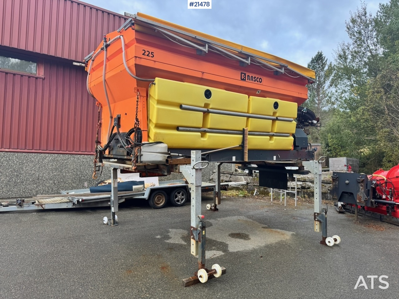 Rasco L4500 - Sand/ Salt spreader: picture 1 Rasco L4500 - Sand/ Salt spreader: picture 1