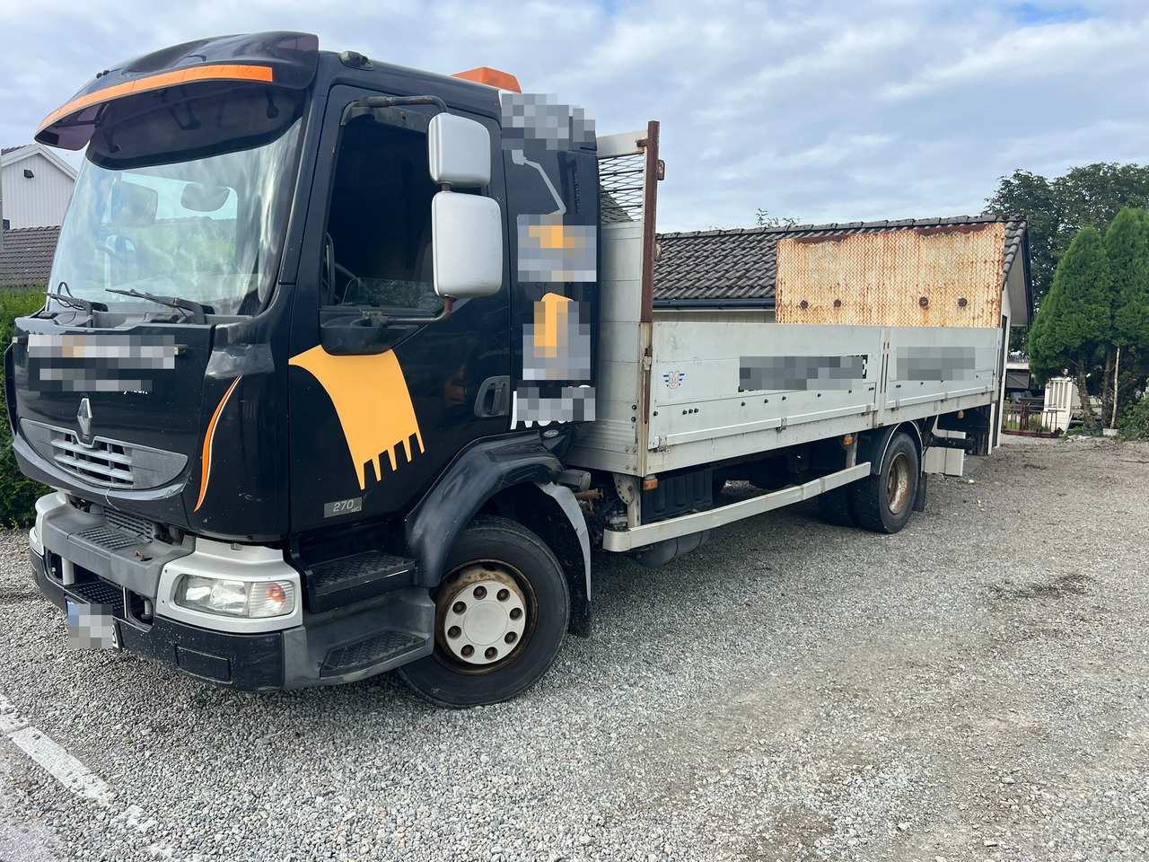 Renault Midlium - Dropside/ Flatbed truck: picture 2 Renault Midlium - Dropside/ Flatbed truck: picture 2
