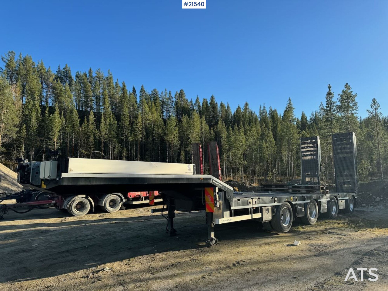 Rojo 2021 Rojo Maskinsemi m/ hydrauliske kjørebruer - Low loader semi-trailer: picture 3 Rojo 2021 Rojo Maskinsemi m/ hydrauliske kjørebruer - Low loader semi-trailer: picture 3