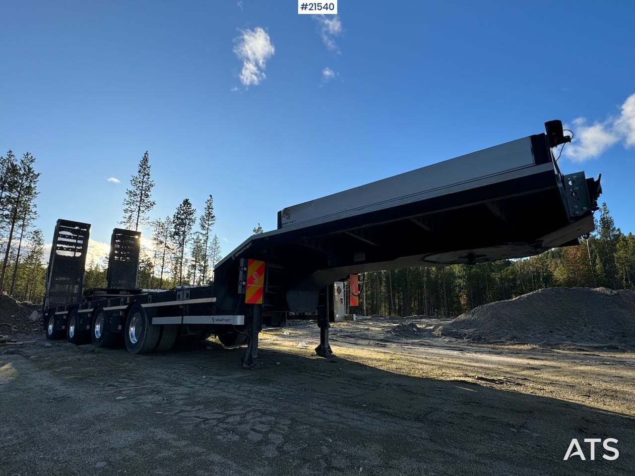 Rojo 2021 Rojo Maskinsemi m/ hydrauliske kjørebruer - Low loader semi-trailer: picture 1 Rojo 2021 Rojo Maskinsemi m/ hydrauliske kjørebruer - Low loader semi-trailer: picture 1