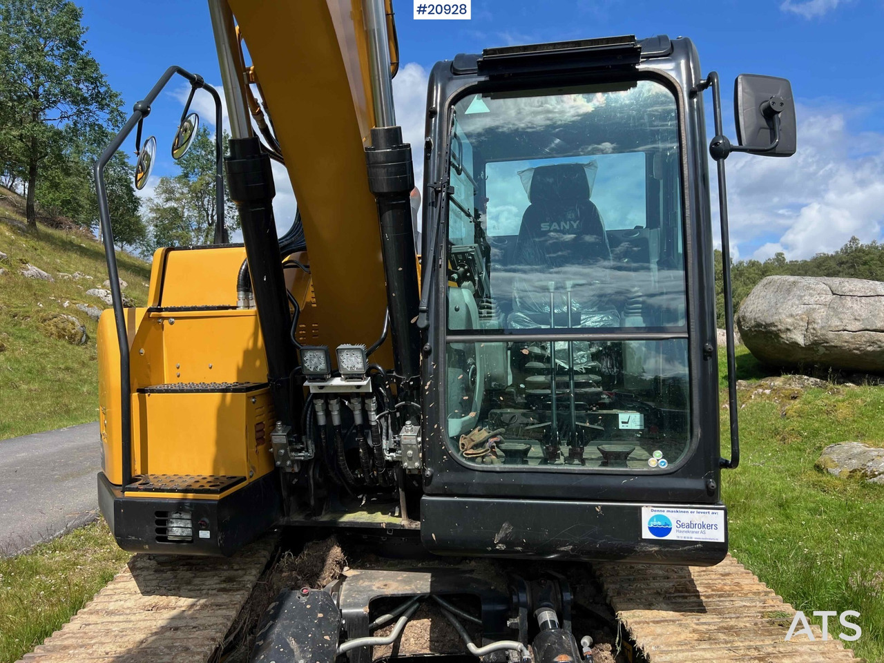 Crawler excavator SANY sy155U: picture 17