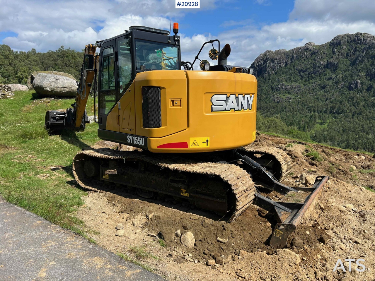 Crawler excavator SANY sy155U: picture 16