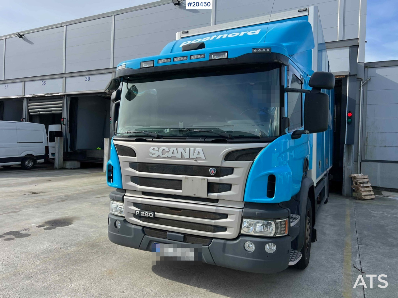 Box truck Scania P280: picture 11