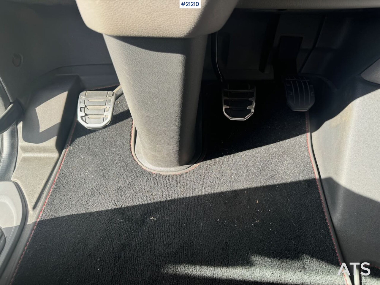 Timber truck Scania S730: picture 32