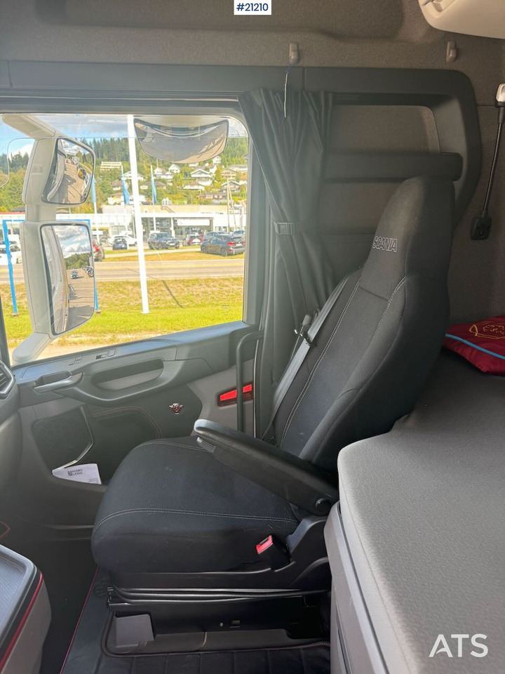 Timber truck Scania S730: picture 33