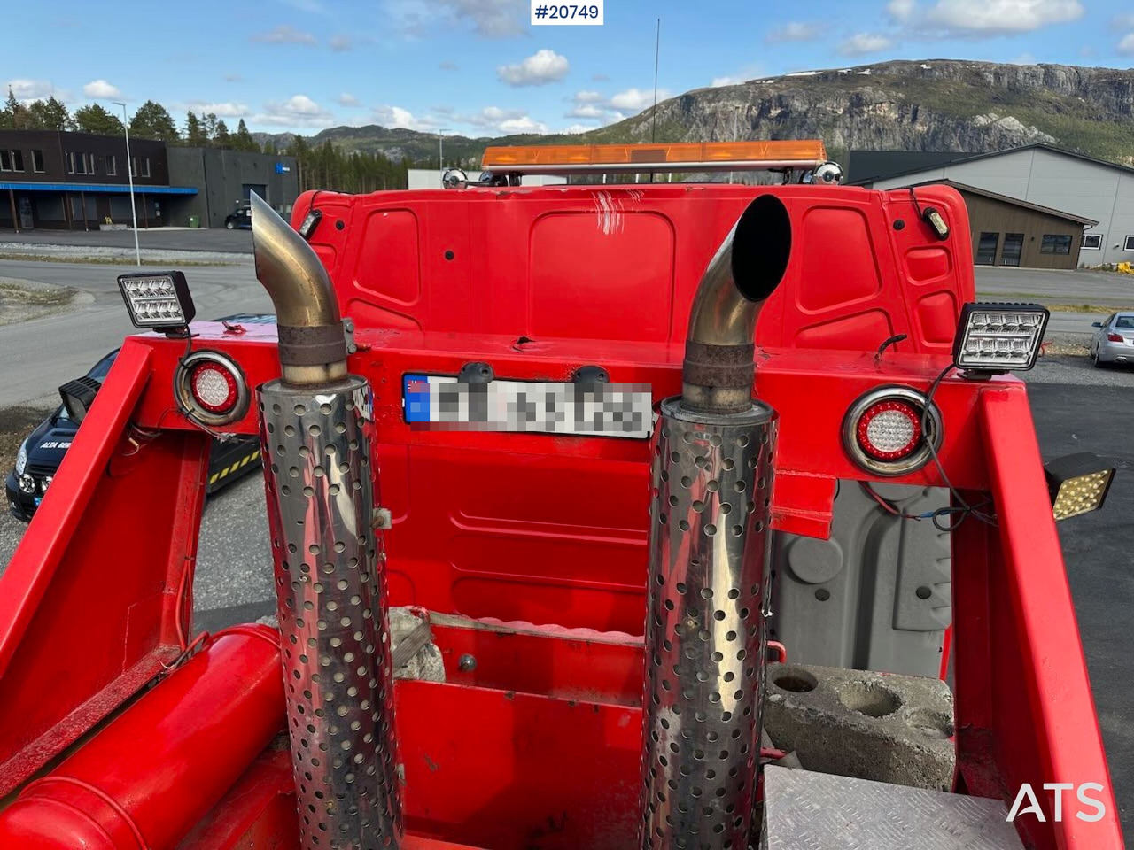 Tow truck Sisu E18M: picture 45