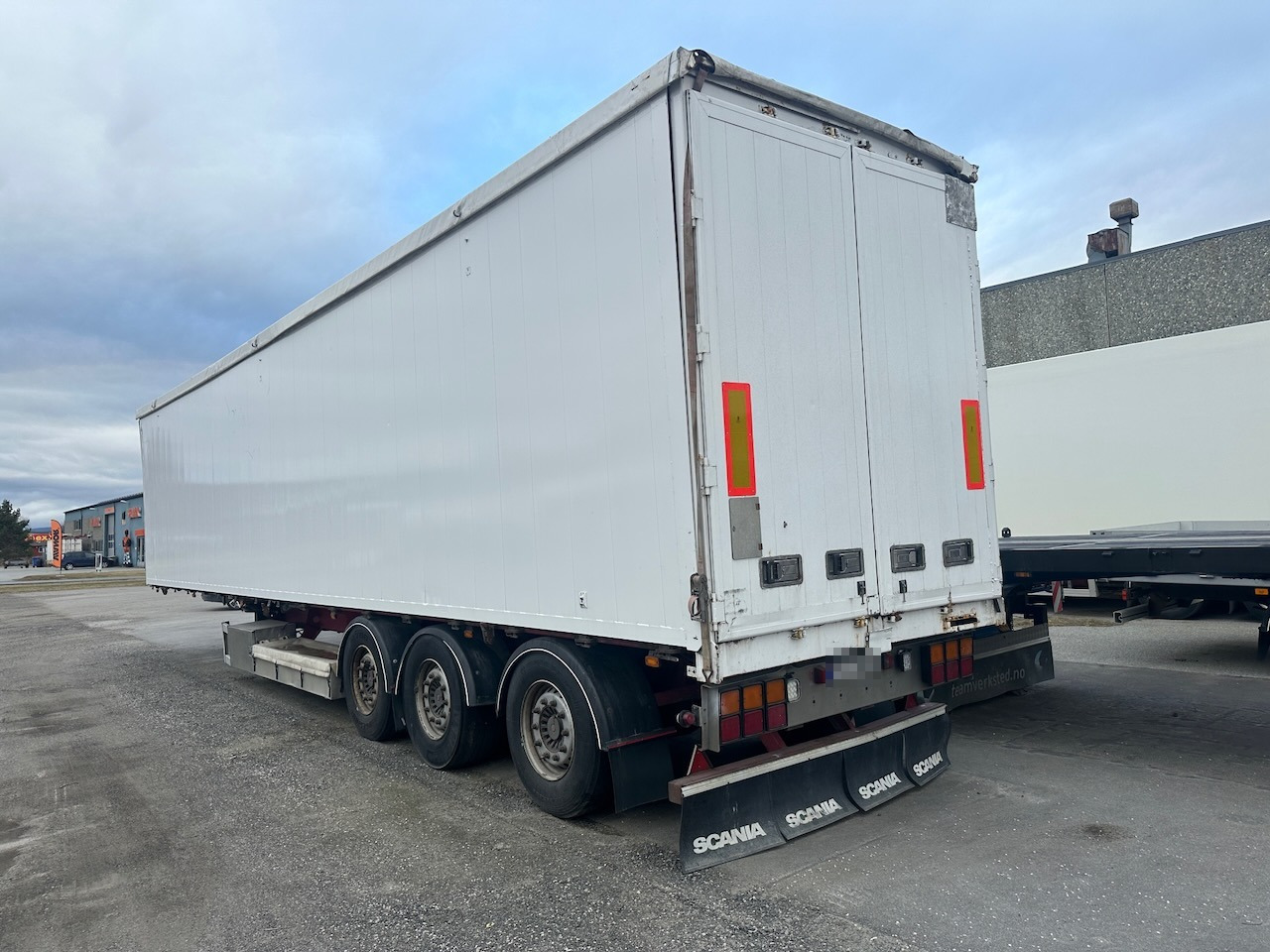 Vang flishenger - Closed box semi-trailer: picture 3 Vang flishenger - Closed box semi-trailer: picture 3
