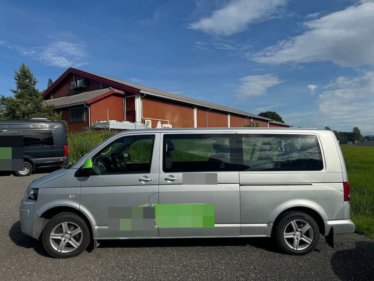 Volkswagen CARAVELLE - Passenger van: picture 2 Volkswagen CARAVELLE - Passenger van: picture 2