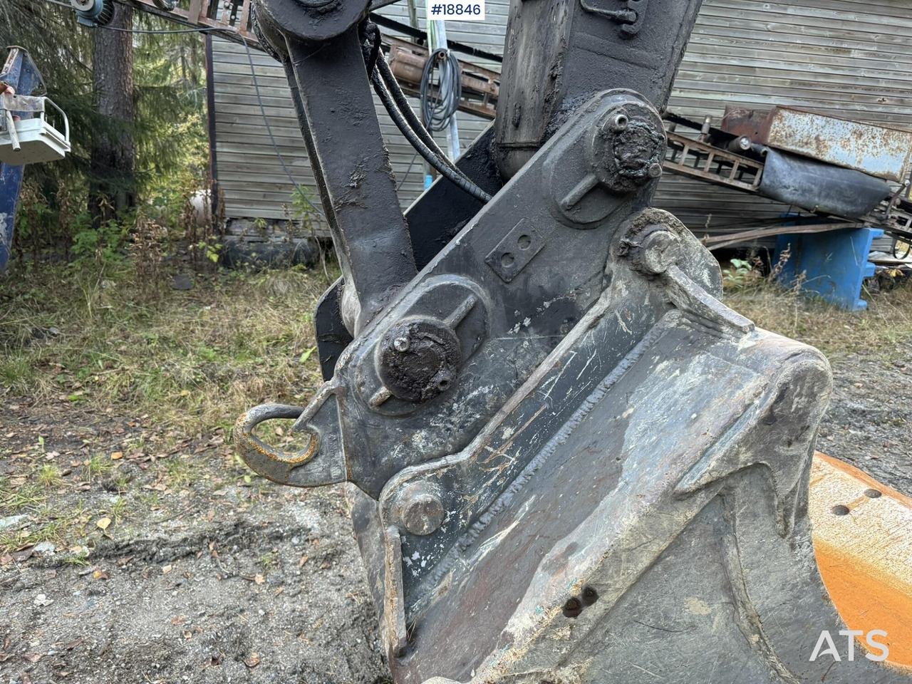Crawler excavator Volvo EC210CL: picture 34