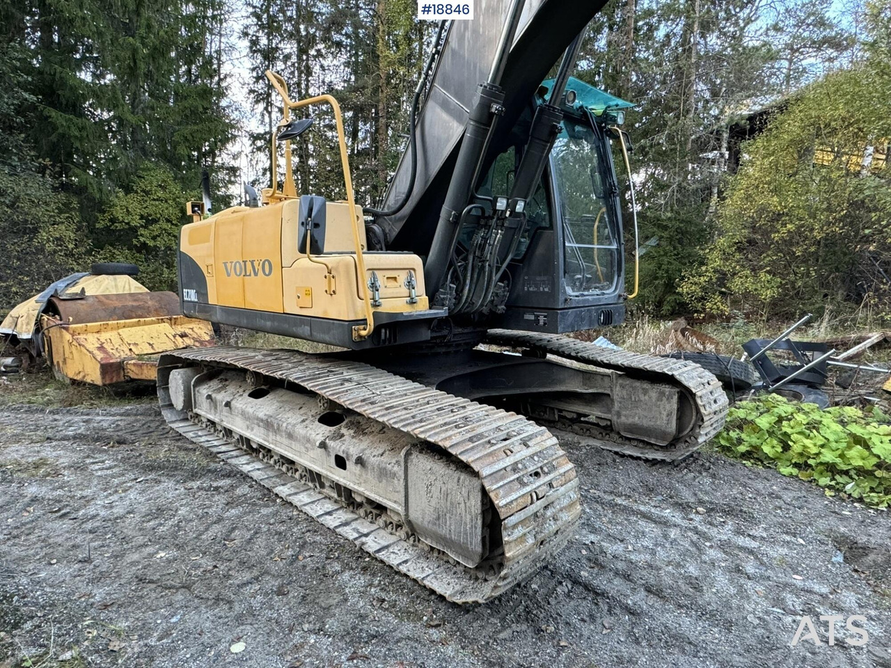 Crawler excavator Volvo EC210CL: picture 44
