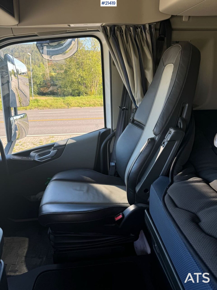 Tipper Volvo FH540: picture 28