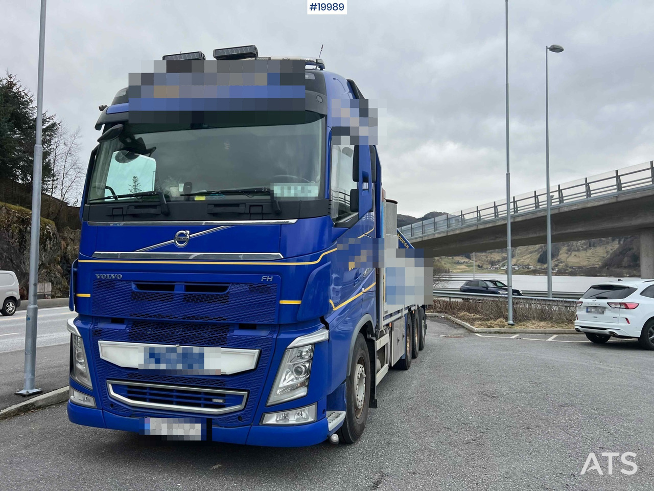 Volvo FH540 - Dropside/ Flatbed truck: picture 2 Volvo FH540 - Dropside/ Flatbed truck: picture 2