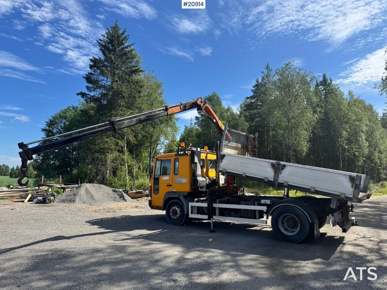 Volvo FL6 - Tipper, Crane truck: picture 4 Volvo FL6 - Tipper, Crane truck: picture 4