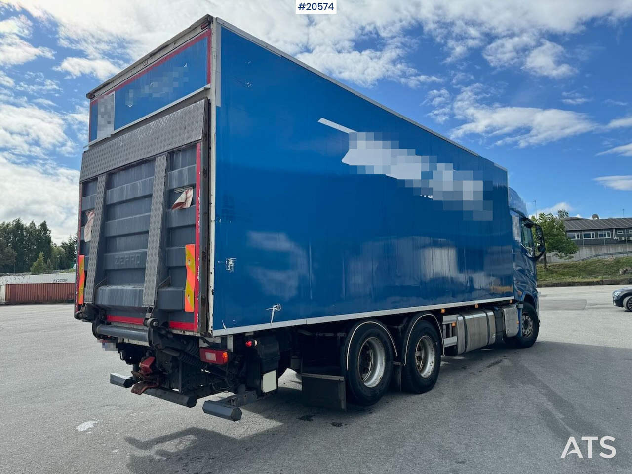 Volvo Fh540 6x2 skapbil m/ full sideåpning og lift - Box truck: picture 5 Volvo Fh540 6x2 skapbil m/ full sideåpning og lift - Box truck: picture 5