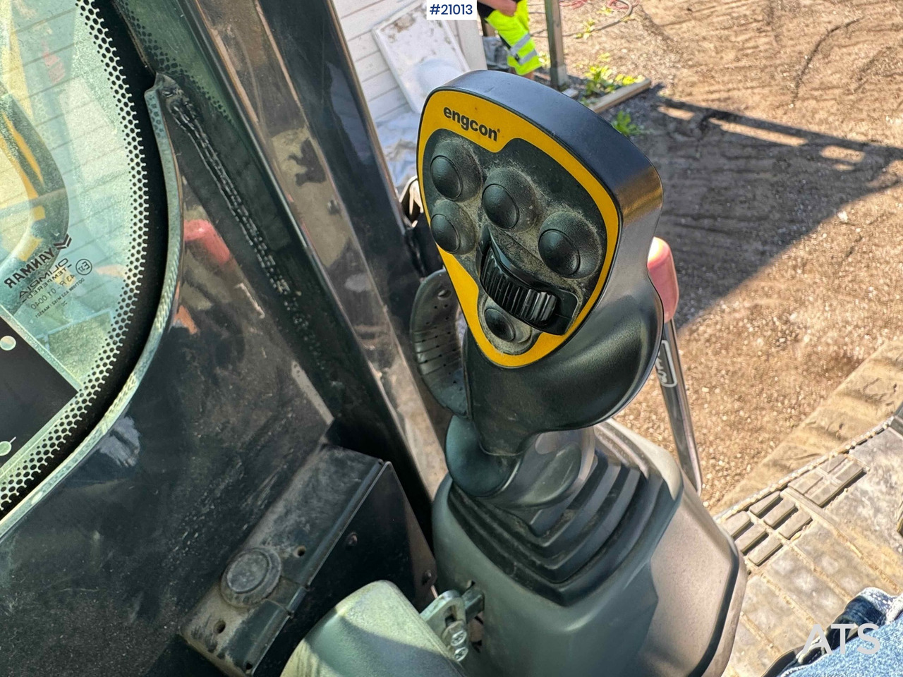 Crawler excavator Yanmar VI080-1a: picture 27