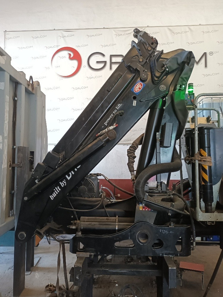 HMF 1643 - Loader crane: picture 2 HMF 1643 - Loader crane: picture 2