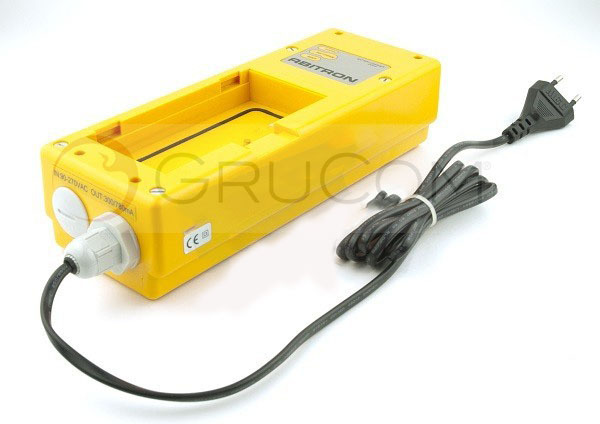 Hetronic original charger 6830303000 / FBH1200 / 68303010 / 6830303001 - Electrical system for Loader crane: picture 1 Hetronic original charger 6830303000 / FBH1200 / 68303010 / 6830303001 - Electrical system for Loader crane: picture 1