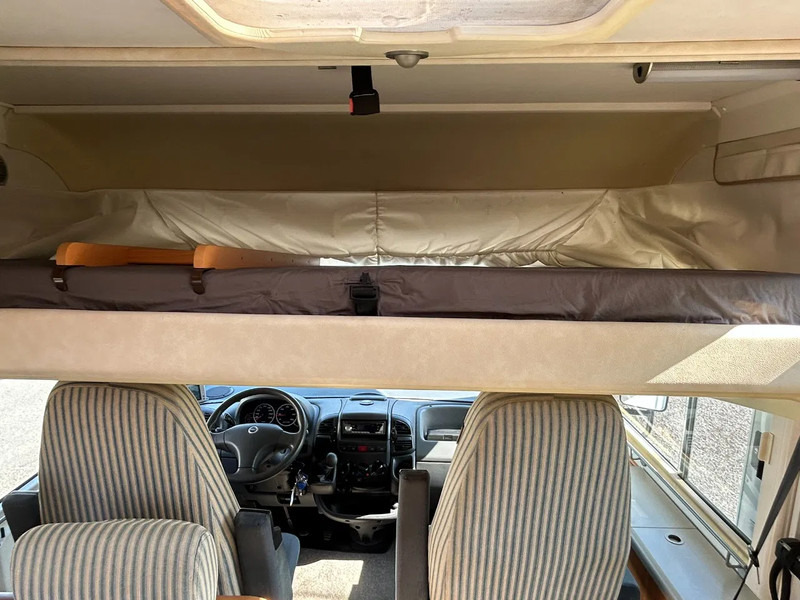 Integrated motorhome Fiat B644 6 personen HYMER de mooiste van Nederland: picture 10 Integrated motorhome Fiat B644 6 personen HYMER de mooiste van Nederland: picture 10