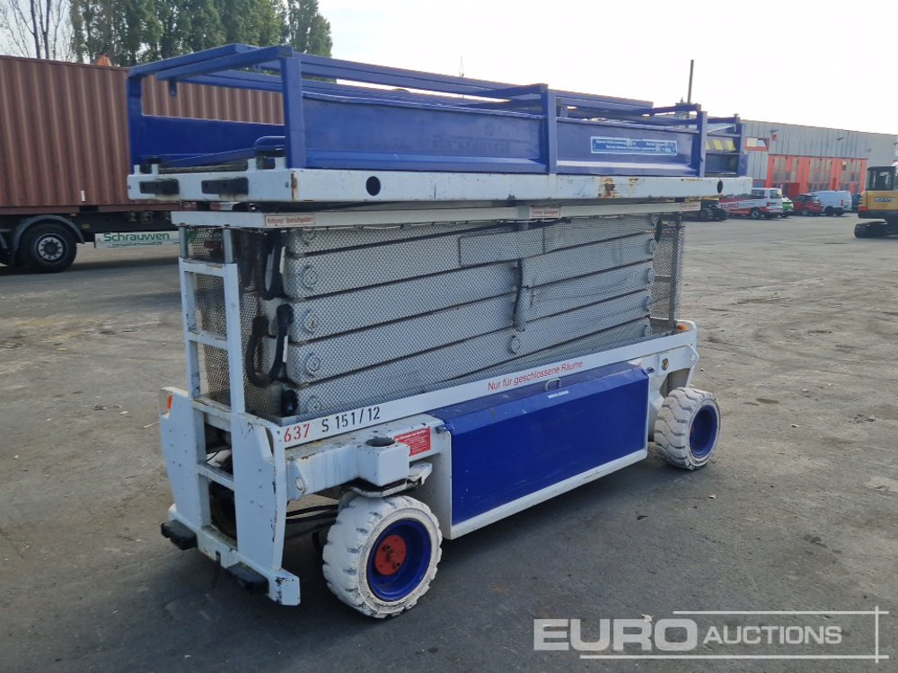1997 GSL German 3131 E 12 Electric Scissor Lift - Aerial platform: picture 4 1997 GSL German 3131 E 12 Electric Scissor Lift - Aerial platform: picture 4