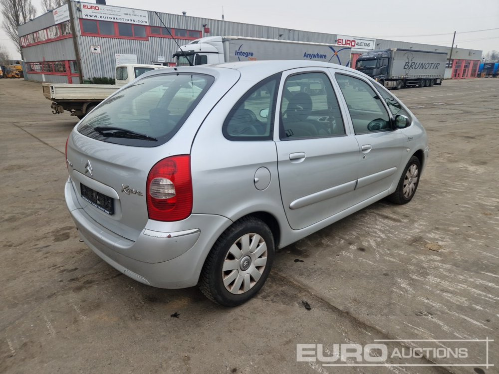 2004 Citroen Xsara Picasso - Car: picture 5 2004 Citroen Xsara Picasso - Car: picture 5