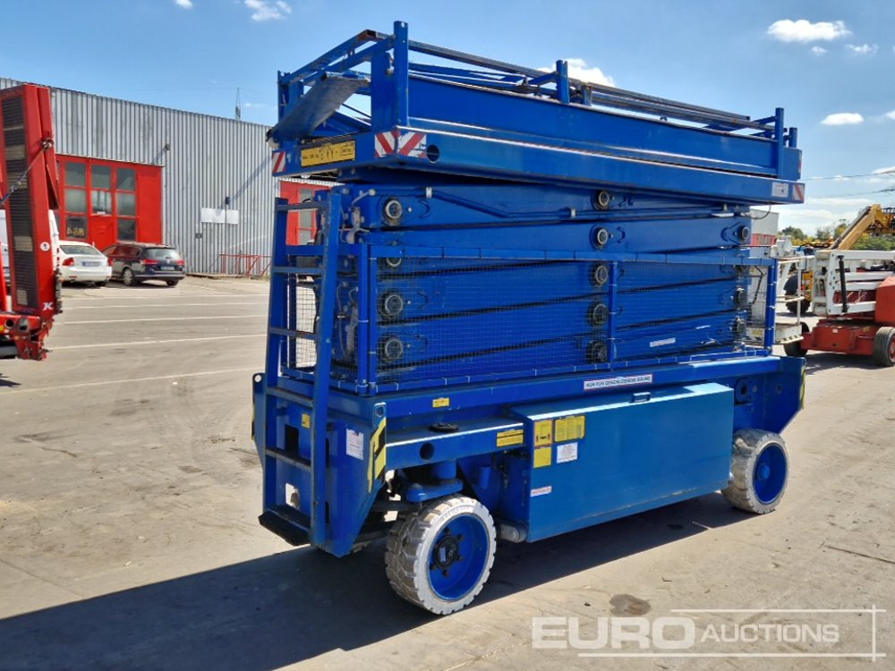2009 Holland Lift N-165 EL12 - Aerial platform: picture 4 2009 Holland Lift N-165 EL12 - Aerial platform: picture 4