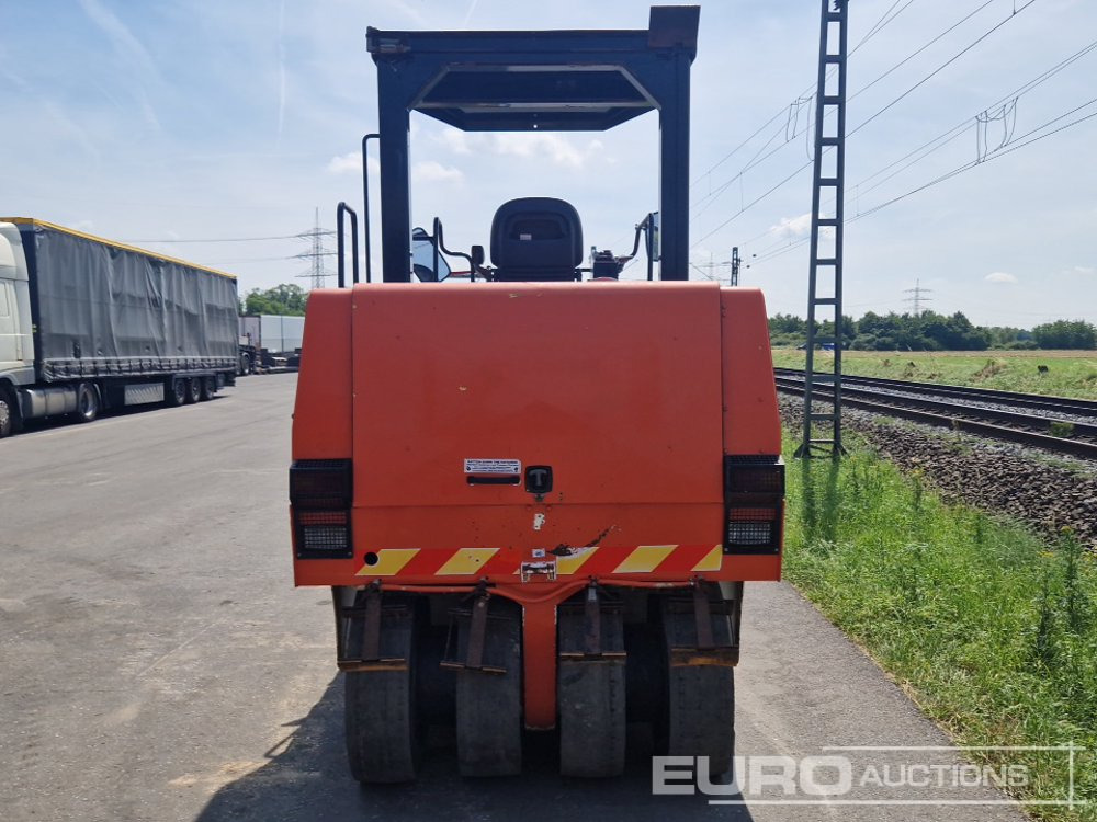2010 Dynapac CP142 - Roller: picture 4 2010 Dynapac CP142 - Roller: picture 4