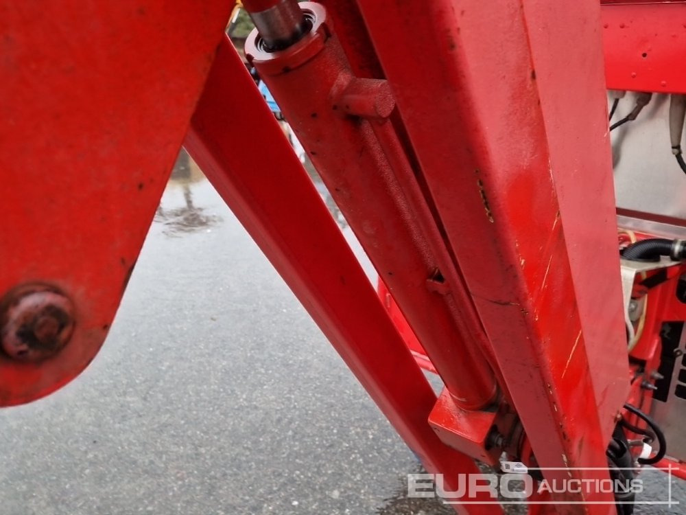 Aerial platform 2011 Genie Z-45/25: picture 18