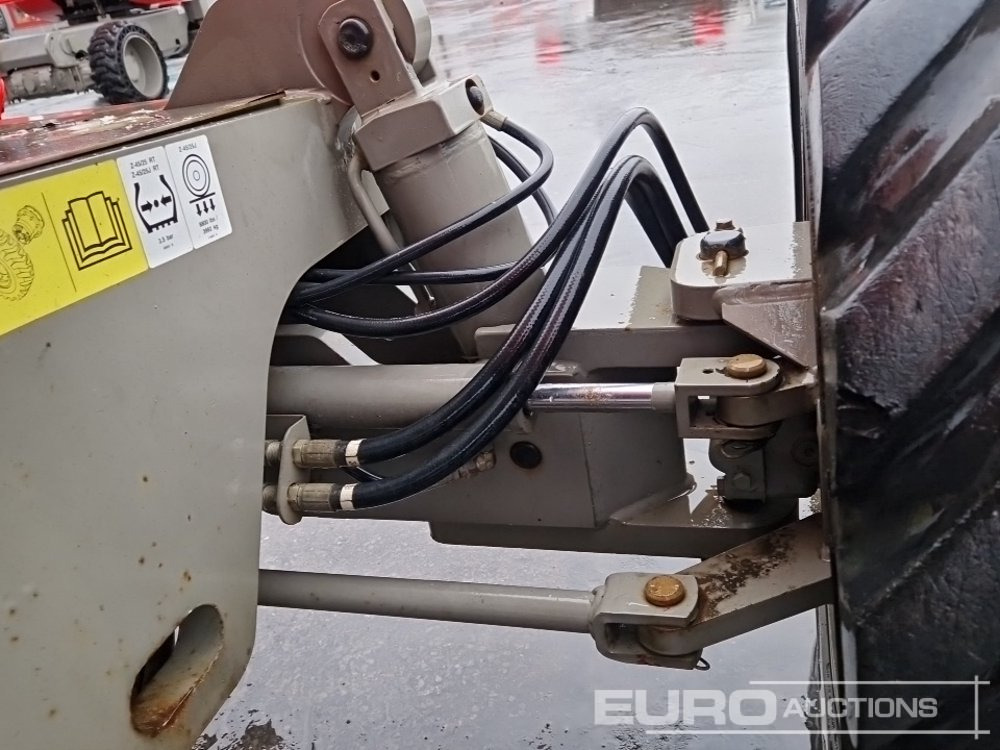 Aerial platform 2011 Genie Z-45/25: picture 13