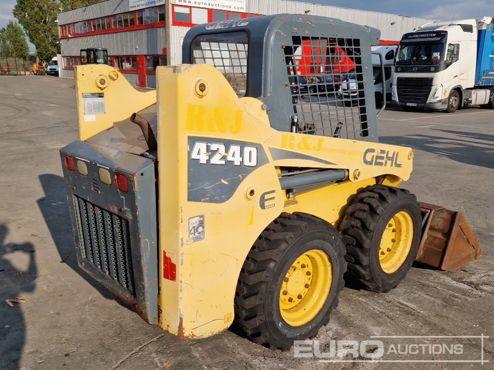 2013 Gehl 4240 - Skid steer loader: picture 4 2013 Gehl 4240 - Skid steer loader: picture 4
