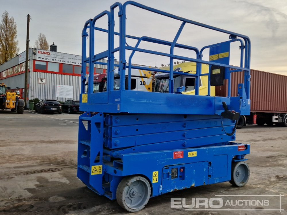 2013 Genie GS-2646 - Scissor lift: picture 4 2013 Genie GS-2646 - Scissor lift: picture 4