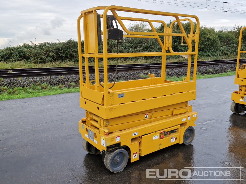 2014 Haulotte Optimum 8 - Scissor lift: picture 1 2014 Haulotte Optimum 8 - Scissor lift: picture 1