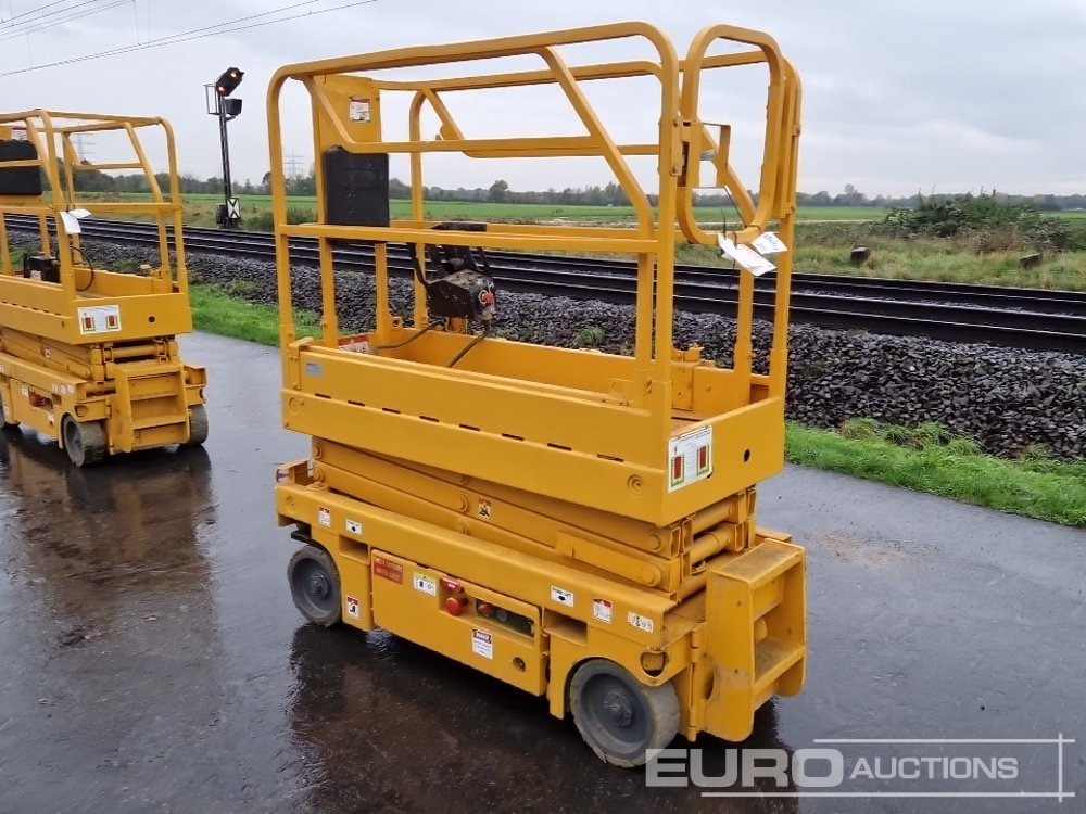 2014 Haulotte Optimum 8 - Scissor lift: picture 3 2014 Haulotte Optimum 8 - Scissor lift: picture 3