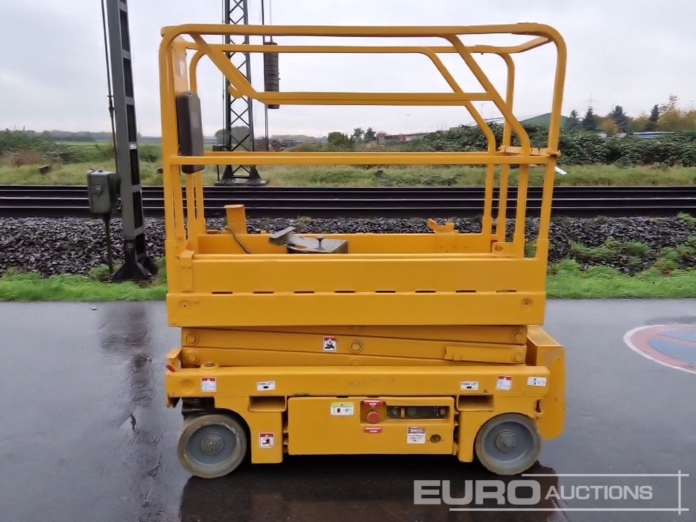 2014 Haulotte Optimum 8 - Scissor lift: picture 2 2014 Haulotte Optimum 8 - Scissor lift: picture 2